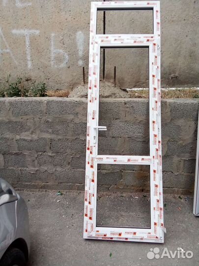 Пластиковые окна и дверь