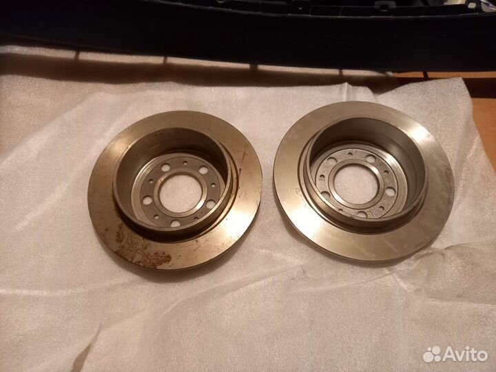 Тормозные диски задние volvo 740/760, 940/960