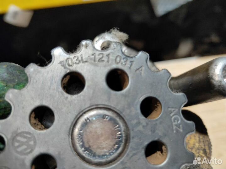 Водяной насос Volkswagen Crafter