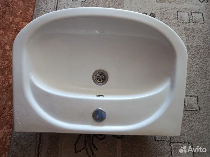 Раковина бу