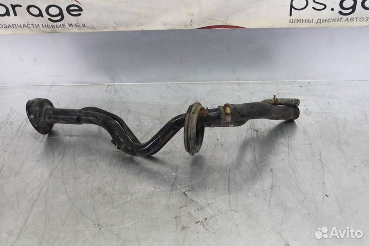 Горловина топливного бака Nissan Pathfinder R51