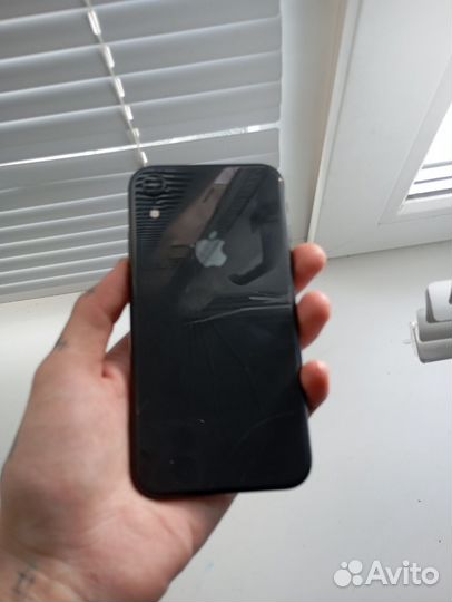 iPhone Xr, 64 ГБ