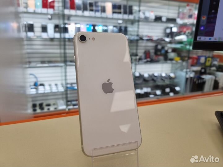 Смартфон Apple iPhone SE 2020 64 (Ленина 23)