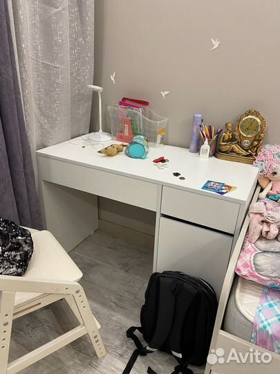 Рабочий стол новый в упаковке.Аналог Икеа