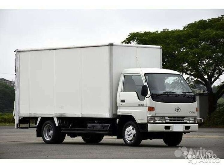 5 тонна хундай грузовой. Мерседес будка 3 тонны. Мазда титан гидроборт. Hyundai фургон 3,5т. Митсубиси кантер 2007 будка 3 тонны.