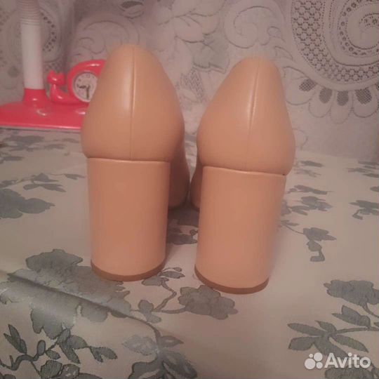 Туфли женские 39 размер