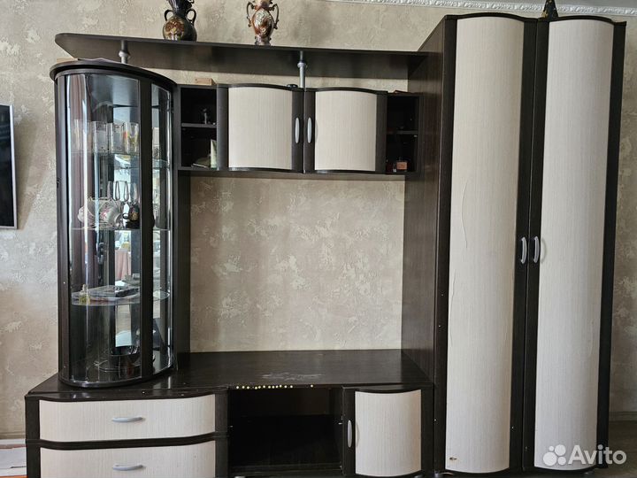 Стенка в гостиную бу