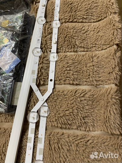 Запчасти к ттв самсунг 2021 ue32T5300AU