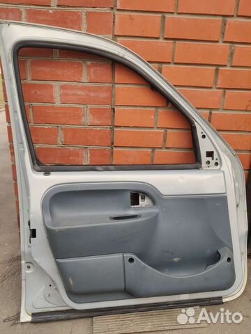 Дверь водительская Kangoo 1 1998-2008