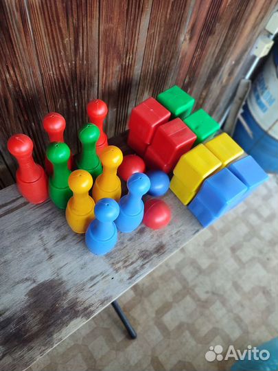 Кегли детские и кубики (Развивающие игрушки)