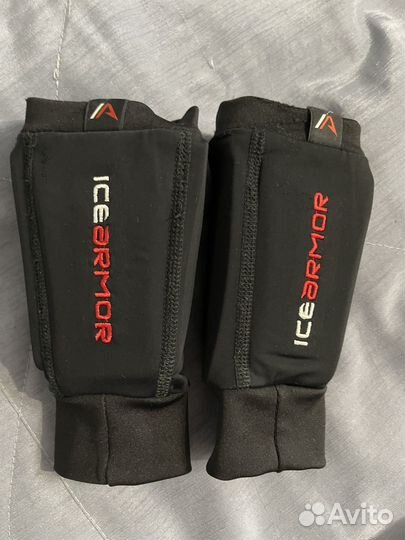 Icearmor защита запястья хоккеисту