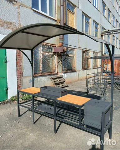 Мангал с крышей
