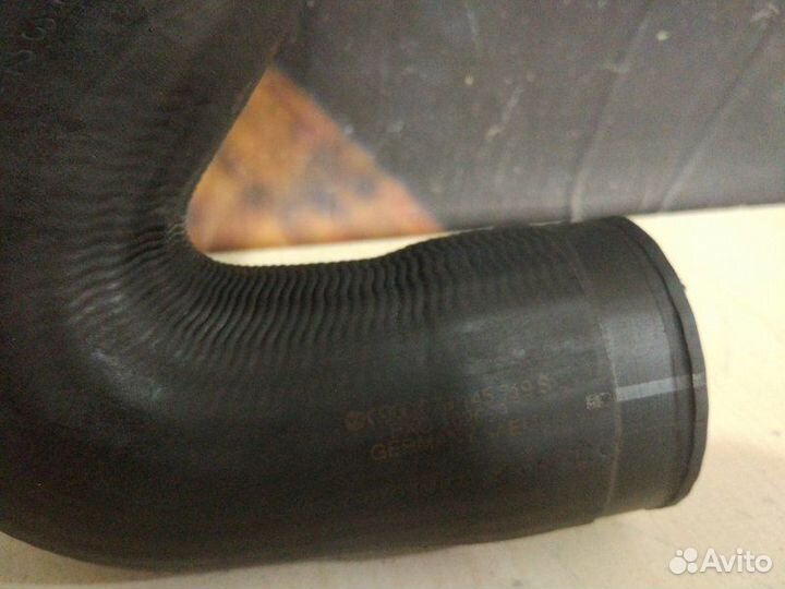 Патрубок интеркулера Audi Allroad C5 BES 2003