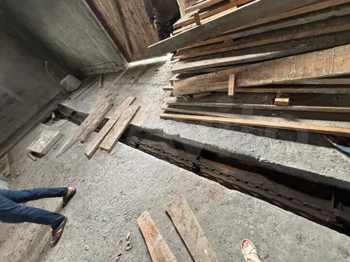 Продам здание, 13000 м²