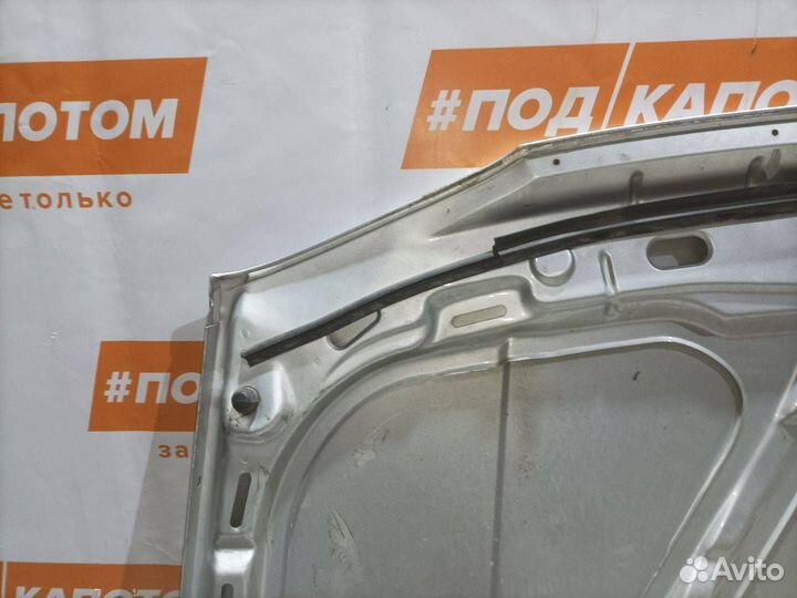 Капот Volkswagen Golf 4 (1997 - 2006)