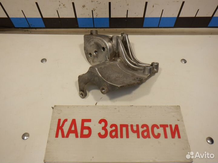 Кронштейн гидроусилителя Hyundai H1 D4CB 2.5CRDi