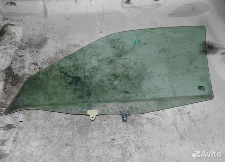 Стекло двери передней правой Nissan Primera P10