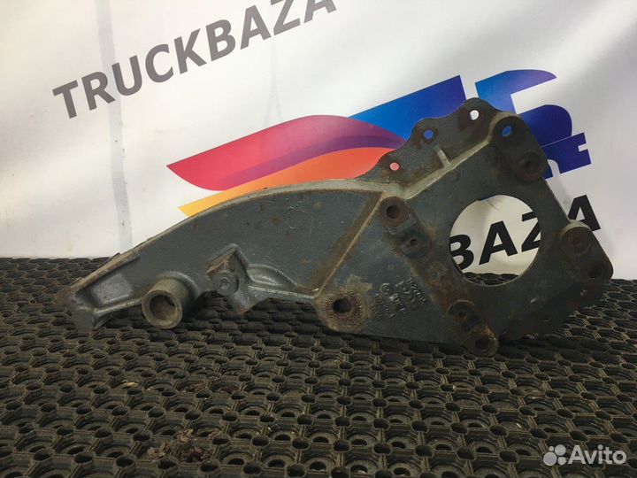 Кронштейн реактивной тяги левый Daf XF105