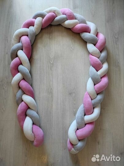 Бортик косичка в кроватку