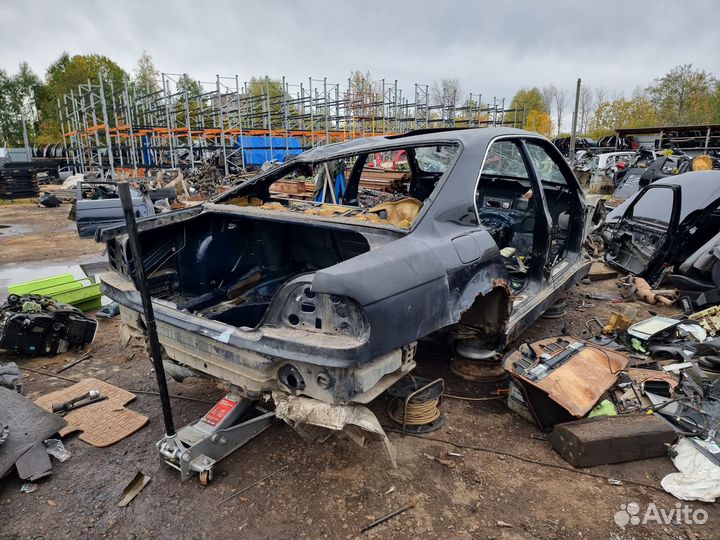 Кузов кусок бмв 7 е38 bmw E38 с документами 97г