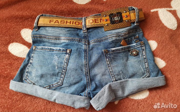 Шорты женские
