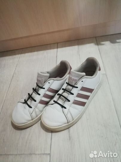 Кроссовки adidas для девочки 32 размер