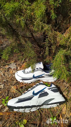 Кроссовки Nike новые