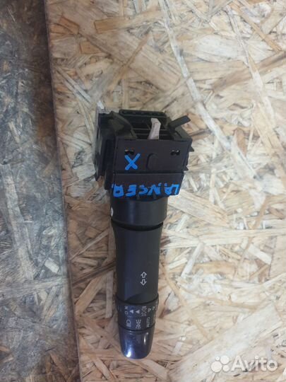 Переключатель поворотов Mitsubishi Lancer 10