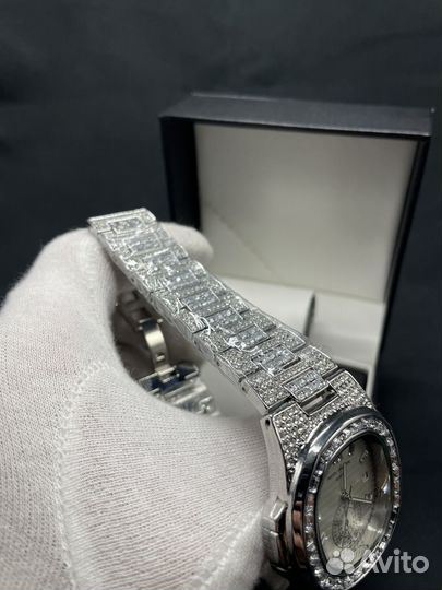 Наручные часы женские