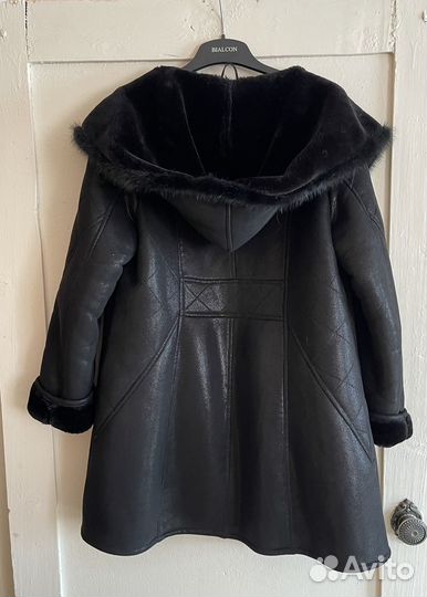 Дубленка женская с капюшоном