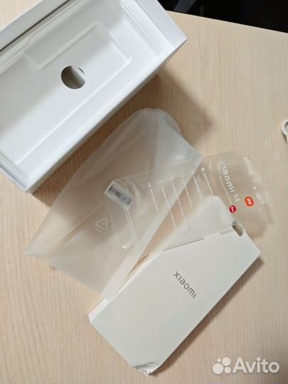 Xiaomi 14, 12/512 ГБ