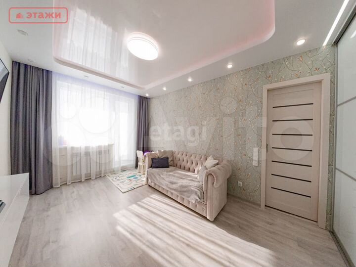 2-к. квартира, 52,9 м², 1/9 эт.