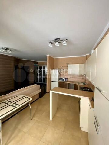 2-к. квартира, 63 м², 2/5 эт.