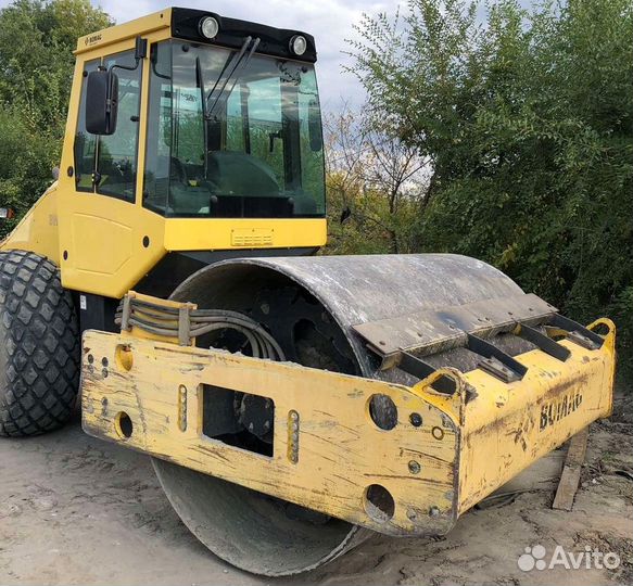 Дорожный каток Bomag BW 211 D-40, 2014