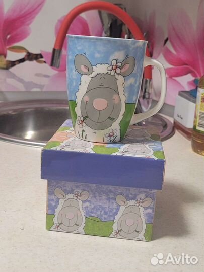 Чашка в подарочной коробке
