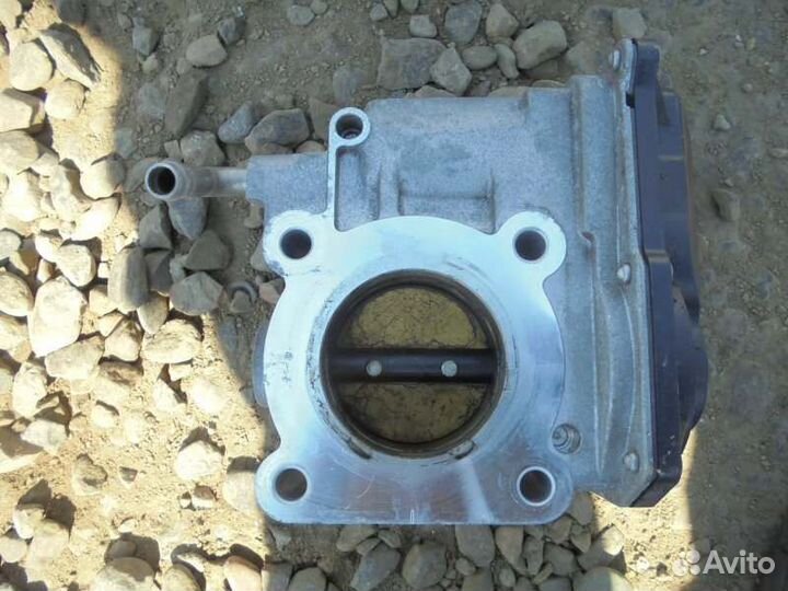 Дроссельная заслонка Toyota Corolla Fielder NZE144