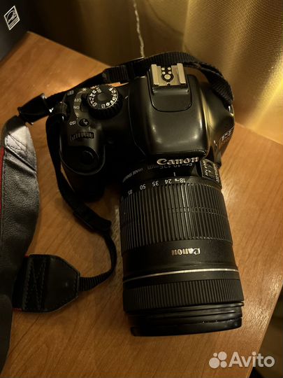 Зеркальный фотоаппарат Canon 550d