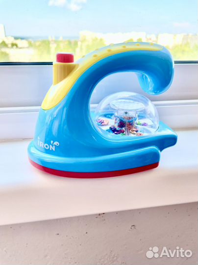 Утюг, игрушка со звуком и подсветкой