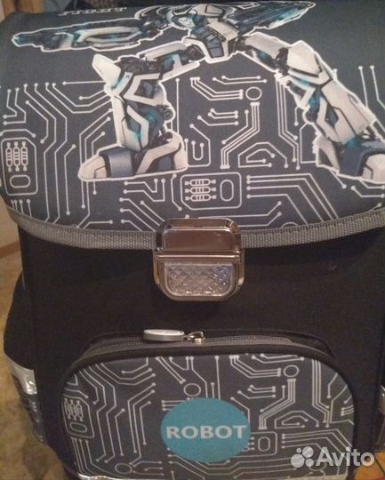 Рюкзак школьный ортопедический мальчику