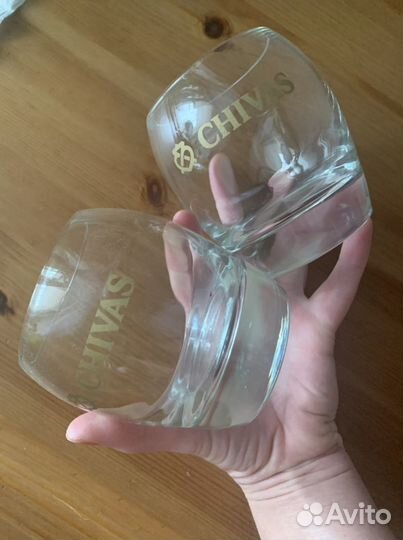 Бокалы под виски civas и сок Rich