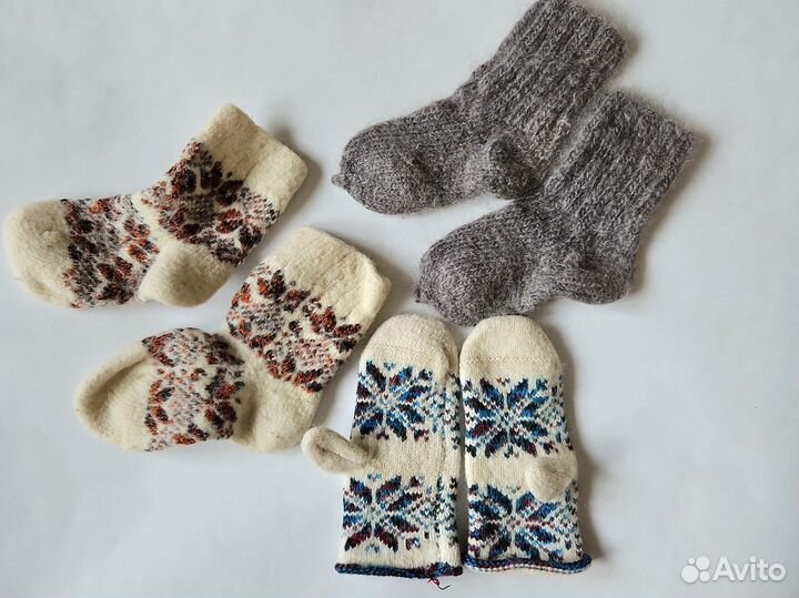 Детские шерстяные носки и варежки 2 - 4 года