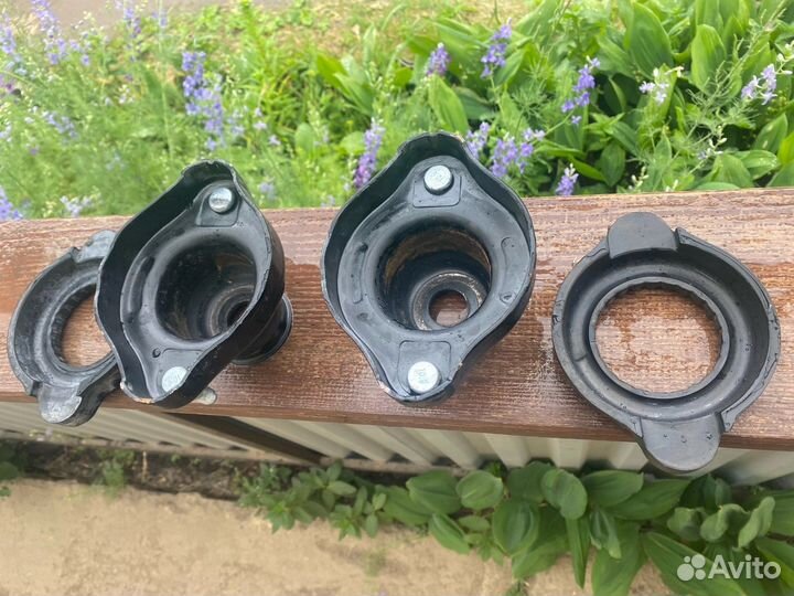 Опора задних стоек Mitsubishi Lanser