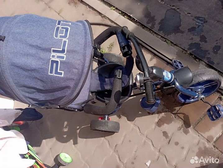 Велосипед детский с ручкой