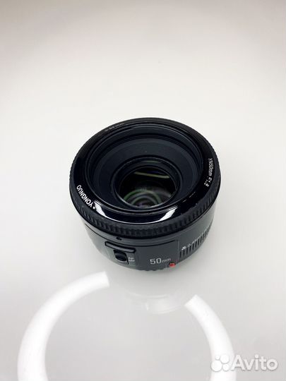 Объектив Yongnuo YN 50mm f/1.8
