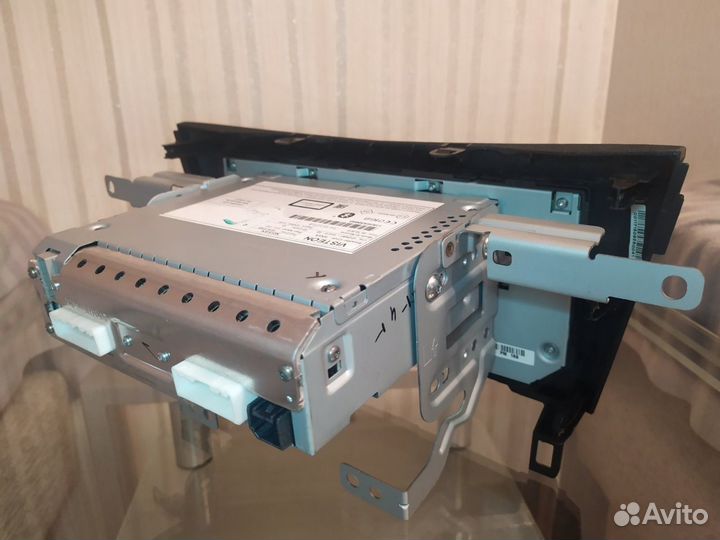 Магнитола на Nissan Qashqai, X-Trail