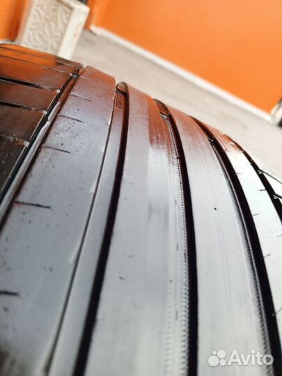 Michelin Pilot Sport 4 SUV 275/40 R21 107Y