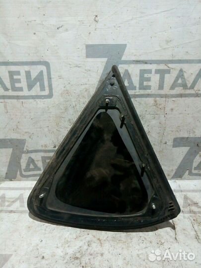 Стекло форточка Hyundai Solaris 2012