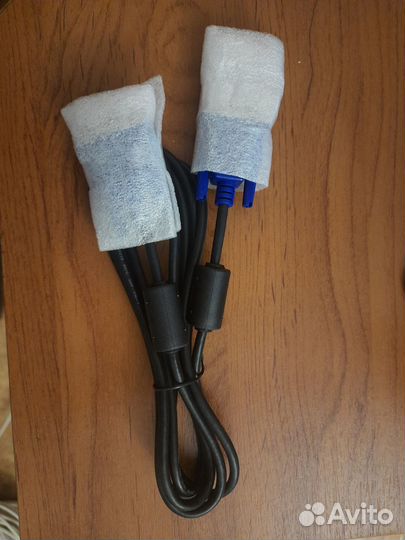 Кабель для монитора VGA