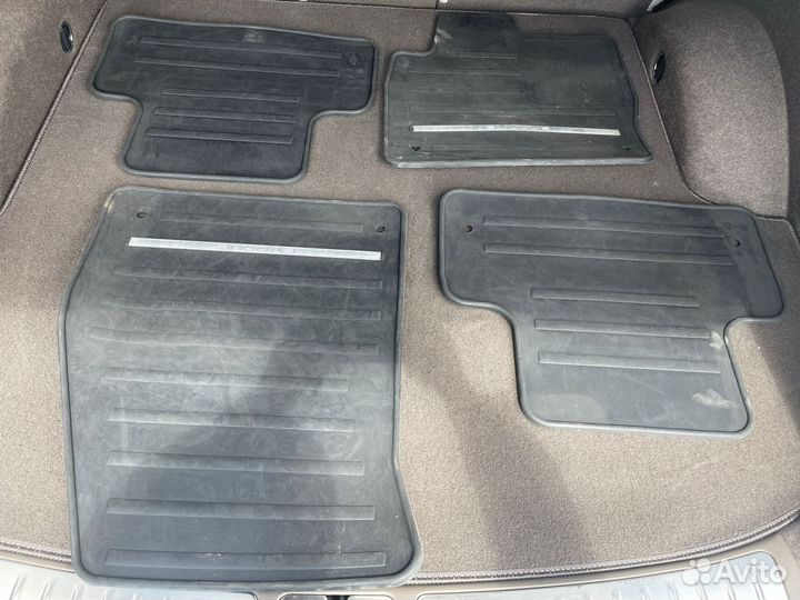 Комплект оригинальных ковриков Range Rover Evoque
