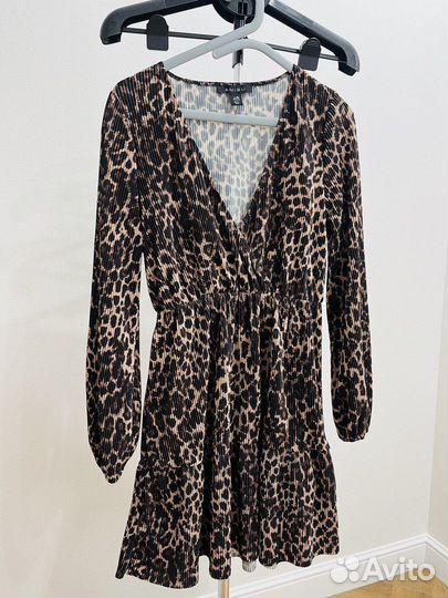 Платье леопардовое жатка новое